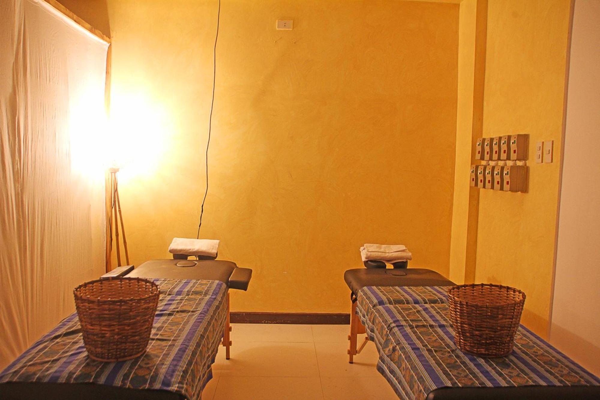 Hotel Palacio Puerto Princesa ภายนอก รูปภาพ