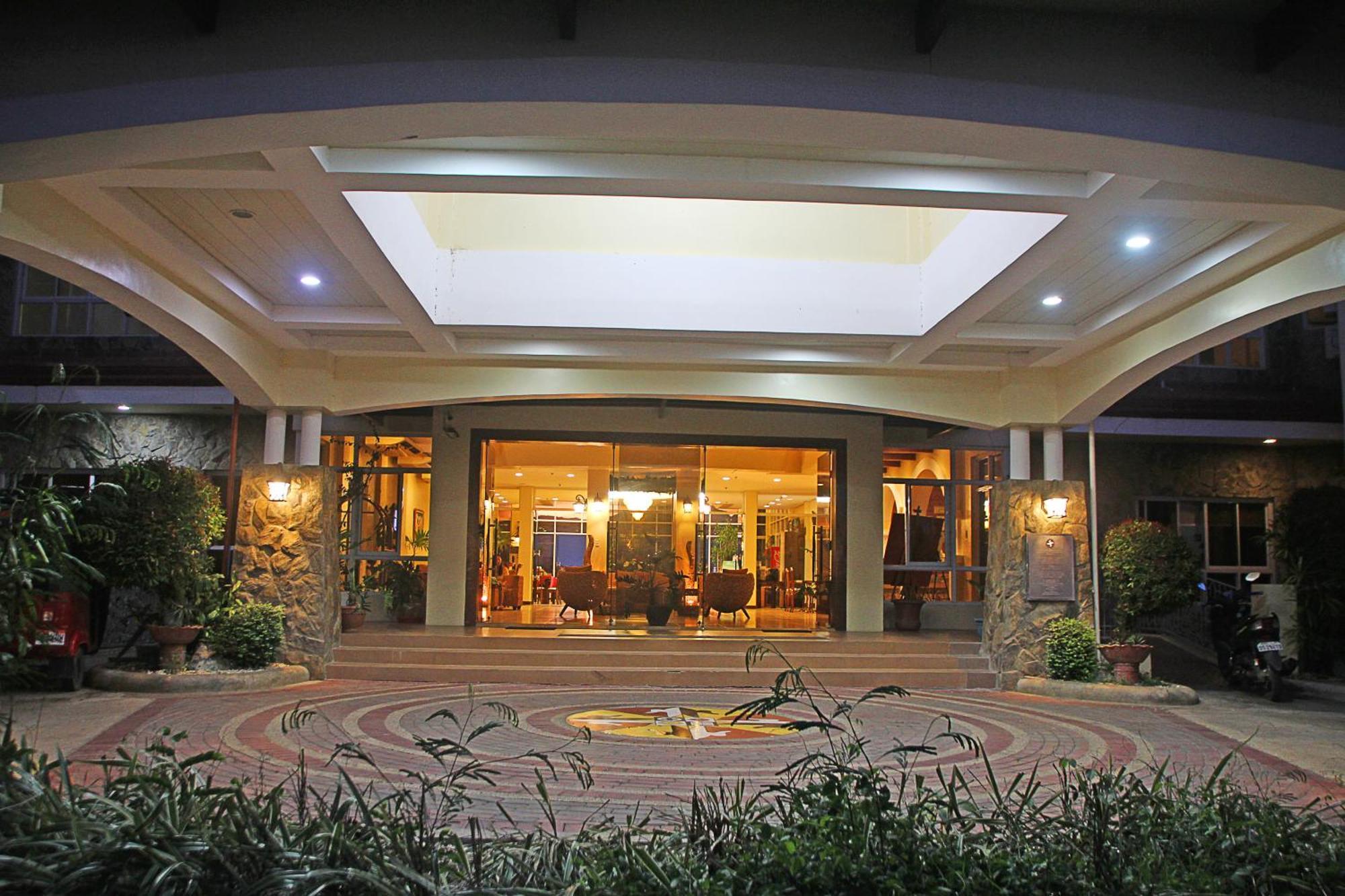 Hotel Palacio Puerto Princesa ภายนอก รูปภาพ