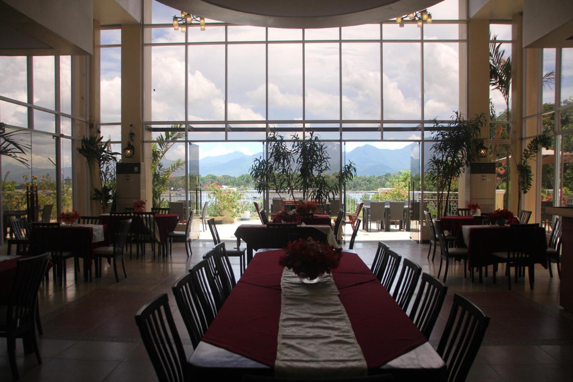 Hotel Palacio Puerto Princesa ภายนอก รูปภาพ