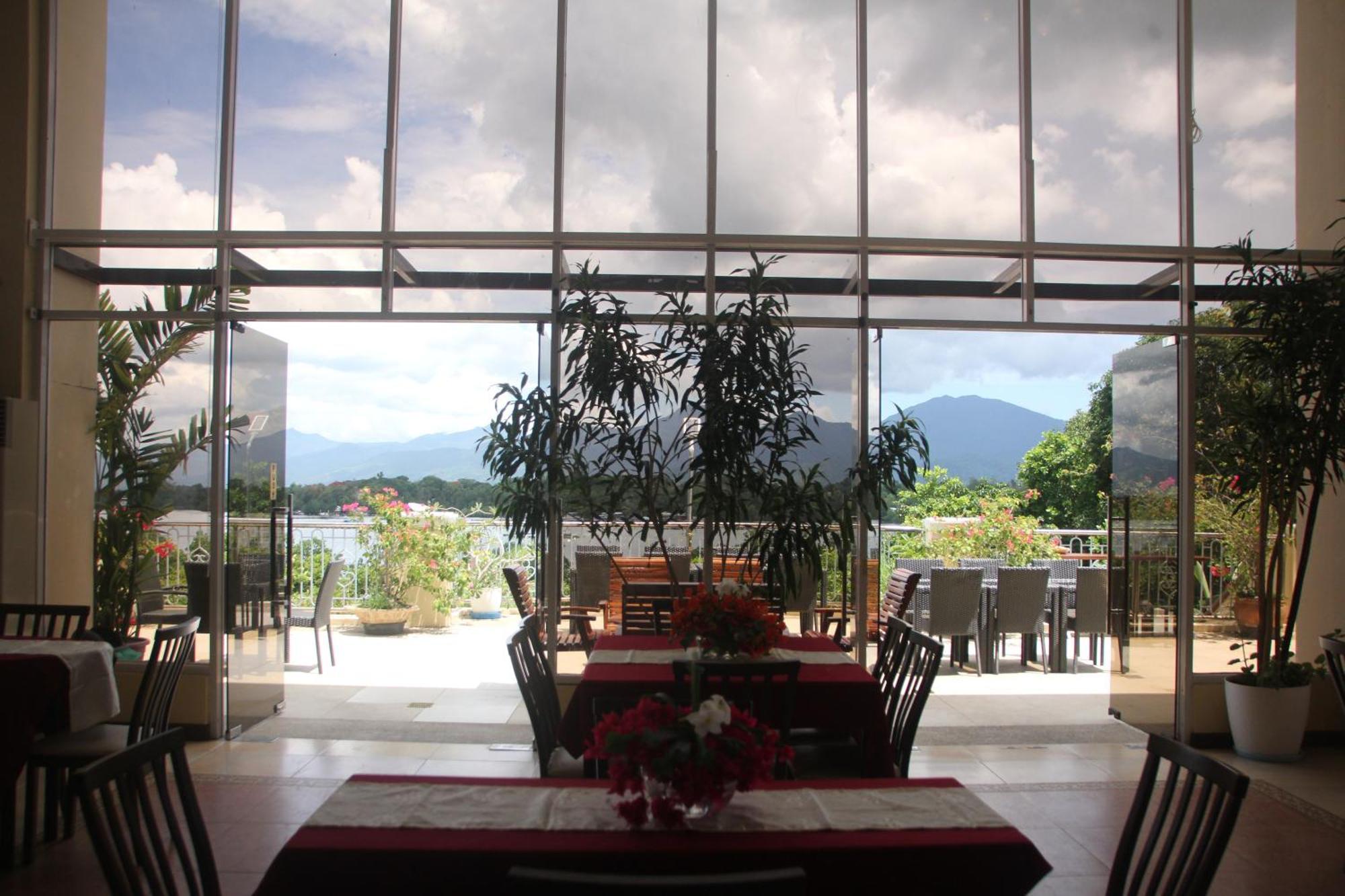 Hotel Palacio Puerto Princesa ภายนอก รูปภาพ